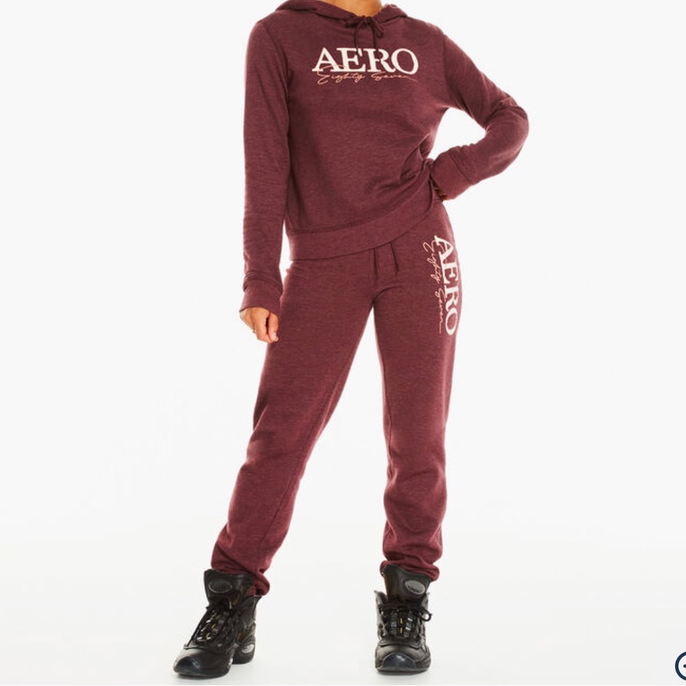 (Set) Aero Eighty Seven Pullover Hoodie and pant set
